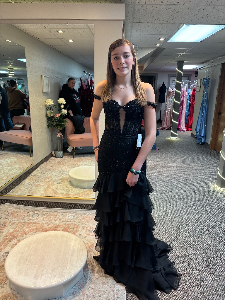 2025 Junior Year Prom Dress Mid Thigh Slit,,